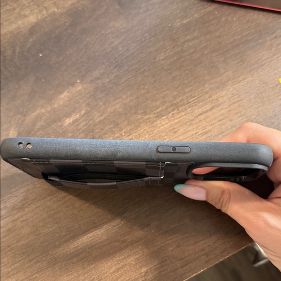 Midnight Check 🏁 - Picture 5 of 6